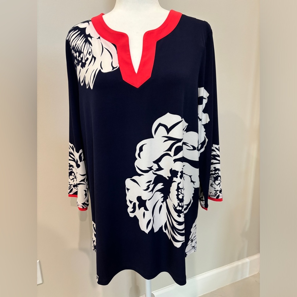 Susan Graver Liquid Knit Large Contrasting Trim Tunic